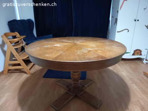 HOLZTISCH AUSZIEHBAR. Holztisch, ausziehbar