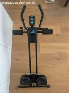 Home Bauchtrainer fitmaxx 5. Marke VITALmaxx, Model fitmaxx 5

Funktioniert einwandfrei und ist in gutem Zustand.

Zwei kleine Defekte: Plastikbruch und Bruch des Stabilisationsteils auf der Rückseite des Teils mit der Anzeige (s. Bilder)

Neupreis ca. CHF 100.00