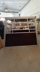 Hundebox fürs Auto. Unten 92cm, Oben 58cm, Höhe 69cm