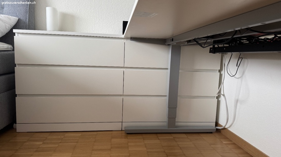 IKEA MALM KOMMODE MIT KLEINEM DEFEKT