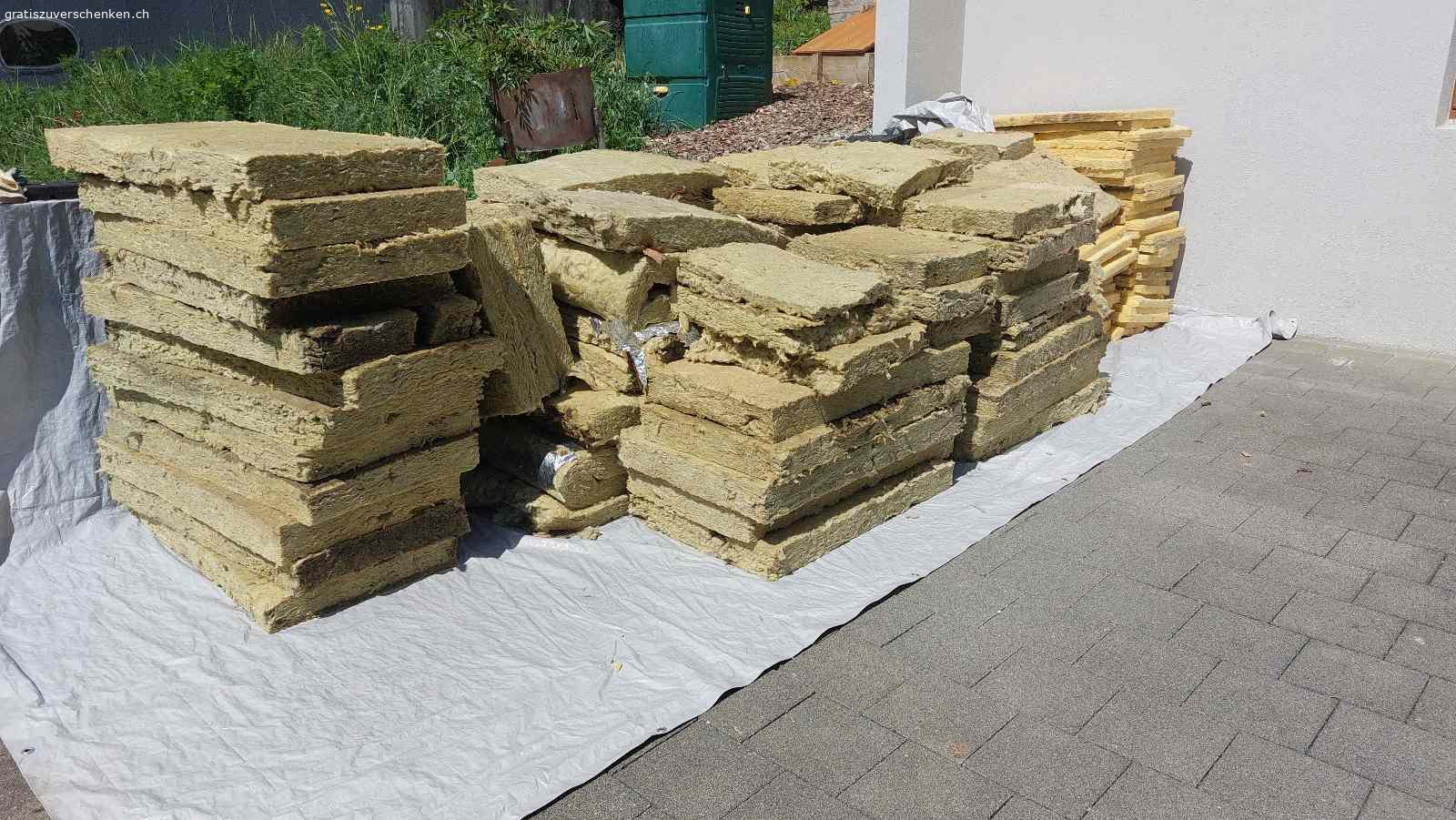 Isolation. Isolation (Steinwolle) muss bis 31.05 abgeholt werden. Diese ist abgedeckt vor dem Haus, kann daher jederzeit abgeholt werden.