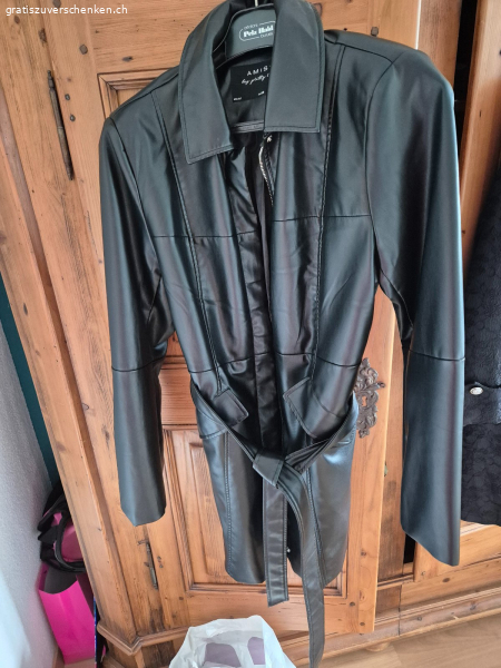Jacke schwarz mit gürtel