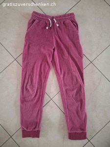 Jogginghosen. Jogginghosen, Grösse 128 und 134
