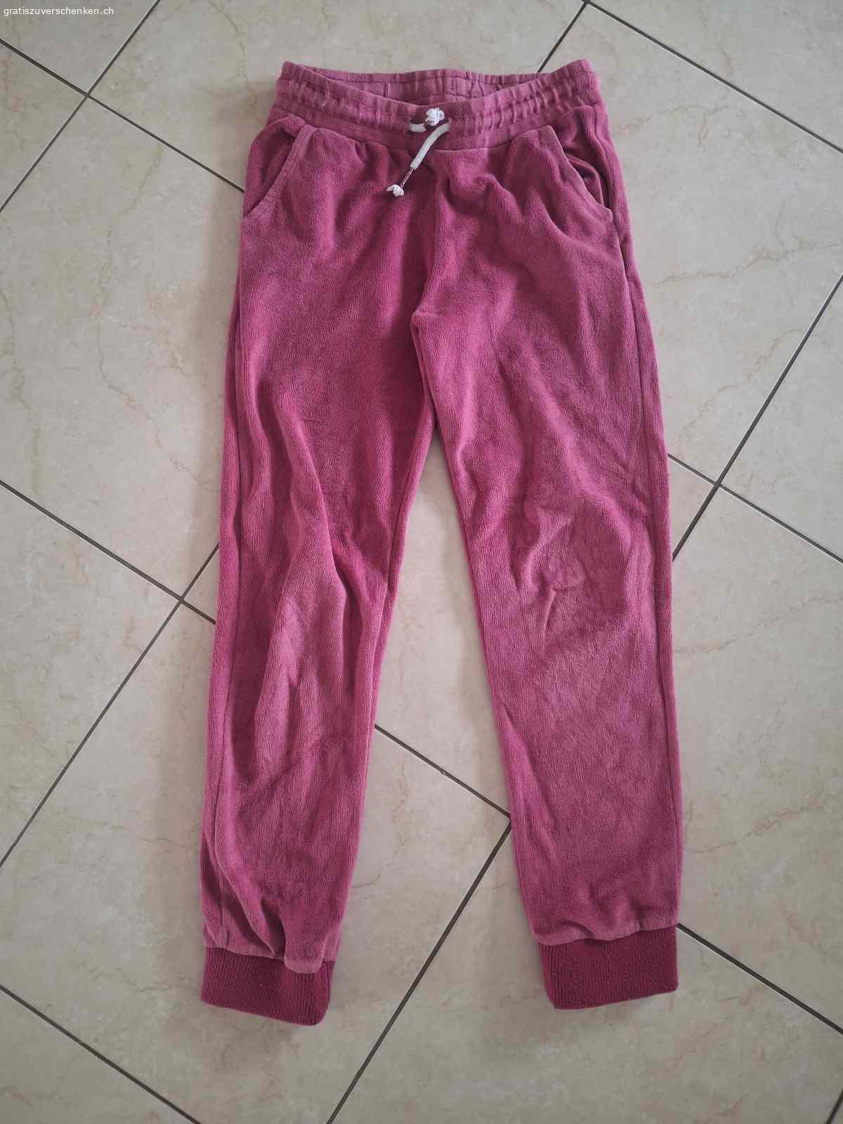 Jogginghosen. Jogginghosen, Grösse 128 und 134