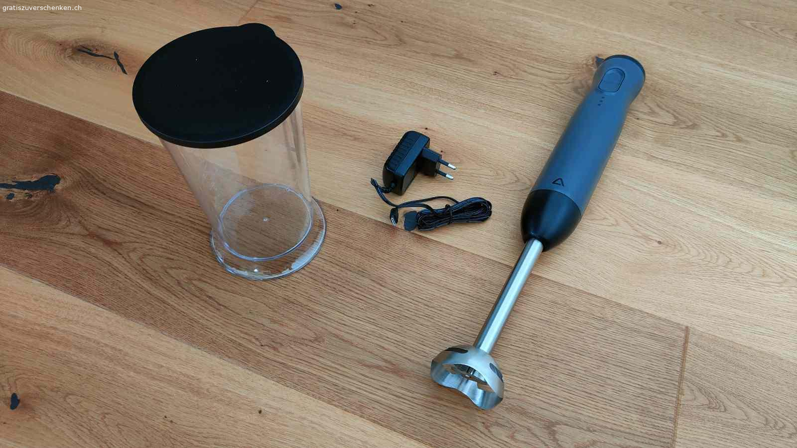 Kabelloser Stabmixer / Pürierstab. Nie gebraucht, nur einmal kurz ausgepackt.