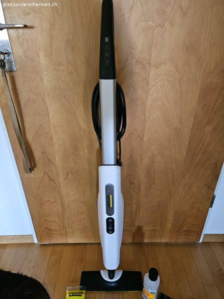 Kärcher Bodenreiniger mit zubehör