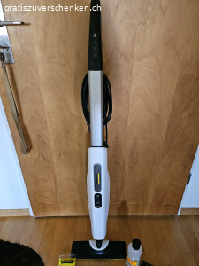 Kärcher Bodenreiniger mit zubehör