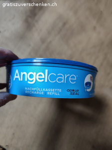 Kassette für Windeleimer. Beim Aufräumen im Estrich gefunden: 1x ungeöffnete Windelkassette für Angelcare