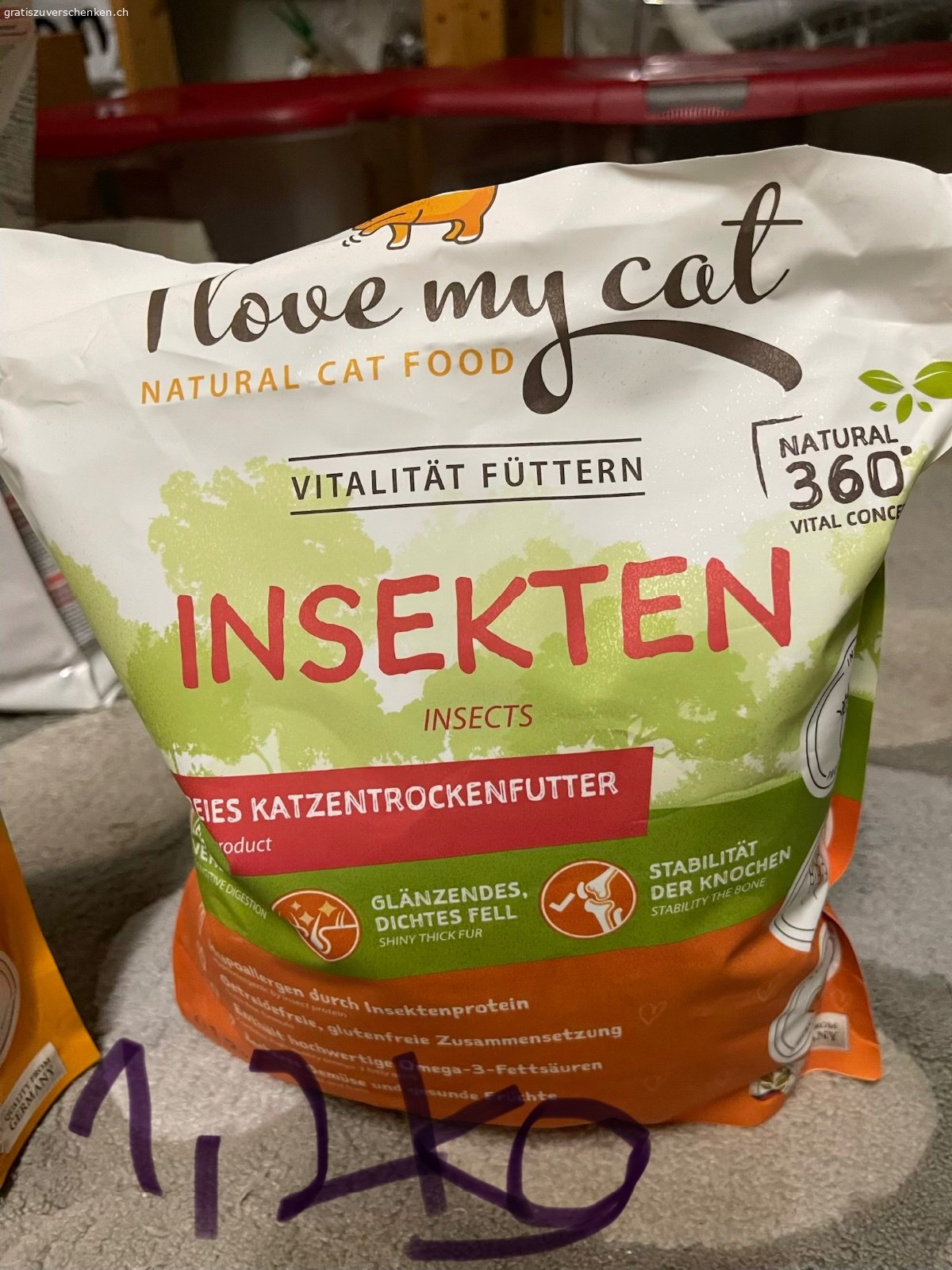 Katzenfutter divers. Diverses Katzenfutter trocken und feucht
..die beiden Trockenfutter sind angebrochen.. Feuchtfutter wie auf den Fotos.

Muss abgeholt werden