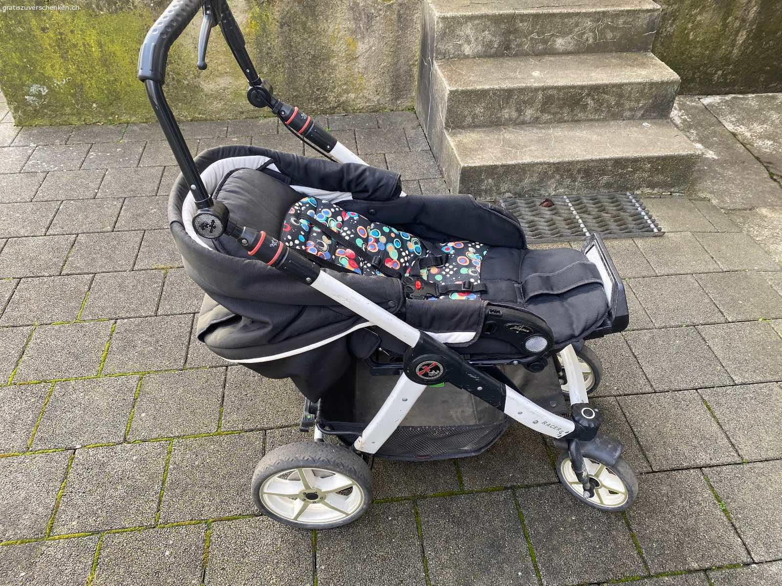 Kinderwagen. Kinderwagen gut gebraucht aber funktionsfähig
