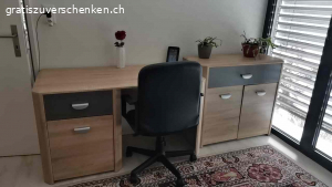 Kinderzimmer Möbel Set. Die Möbel ist in einem sehr guten Zustand, fast wie neu.