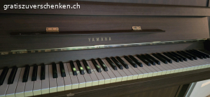 Klavier. Gut erhaltenes Klavier zu verschenken. Muss abgeholt werden.