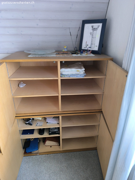 Kleider Kommode
