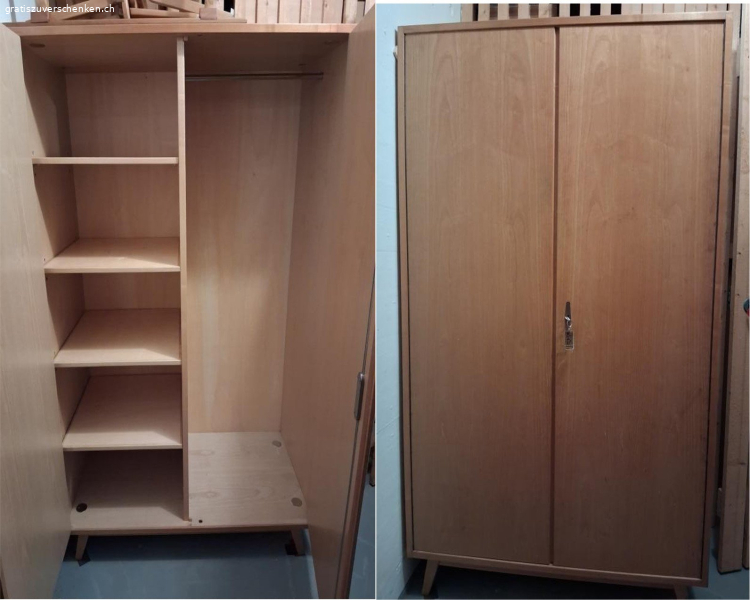 Kleiderschrank