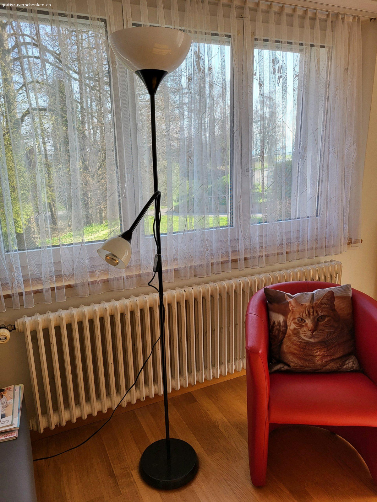 Kleine Möbel. zu verschenken. Muss abgeholt werden