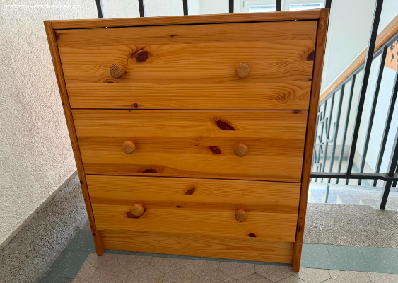 Kleinmöbel mit Schubladen