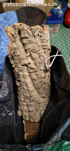 kleintierzubehör. Baumstrunk und diverses