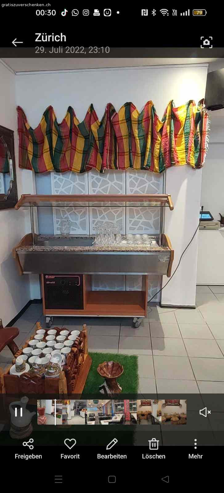 Kuhl Vitrine. Kuhl Vitrine