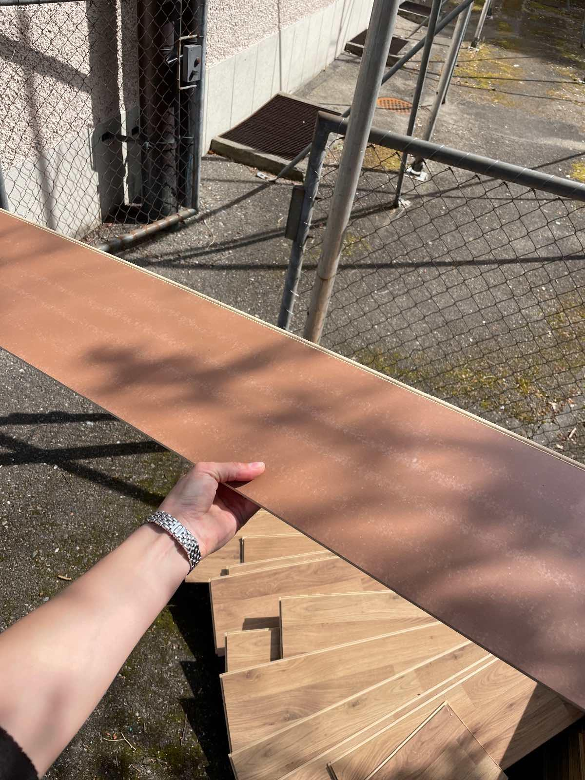 Laminatboden. Laminatboden platten zum verschenken and der Birmemsdorferstrasse 379 8055 Zurich.