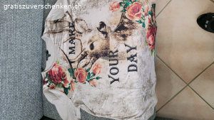 Langarmshirt Grösse 46/48. Nie getragen
UllaPopken