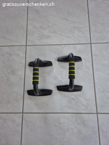 Liegestützböcke. Neuwertige Liegestützböcke abzugeben.
Anfragen per SMS oder Mail.