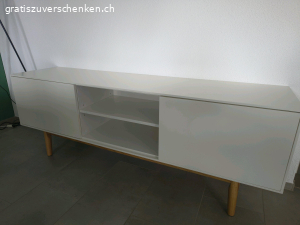 Lowboard. gut erhaltenes tv möbel. nur wenige Gebrauchsspuren
