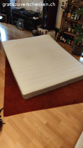 Matratze 160x200. Matratze von Ikea ca. 3Jahr alt mit den Massen 1.6x2m