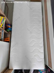 Matratze 90x2000 mit Matratzentopper