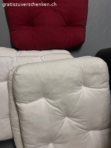 Mehrere Sitzkissen ideal für Upcycling