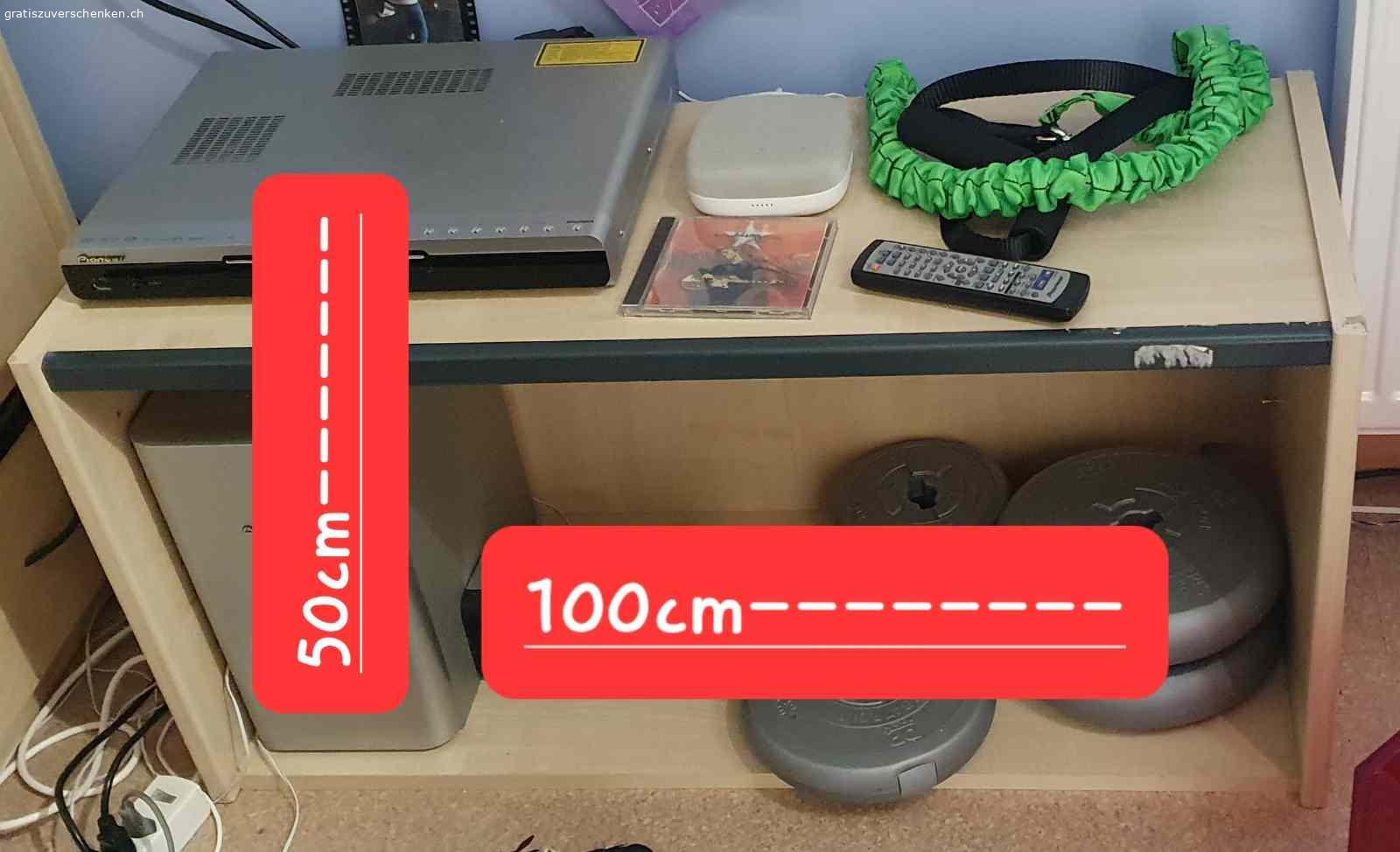 Möbel für Zimmer. Zu verschenken