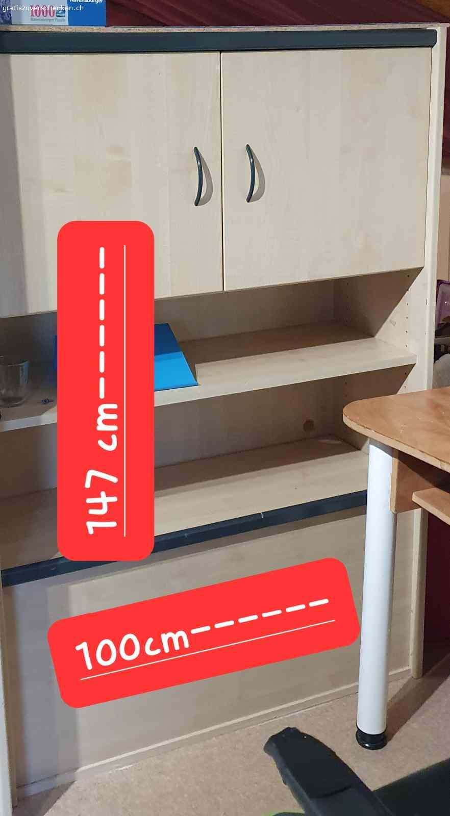 Möbel für Zimmer. Zu verschenken