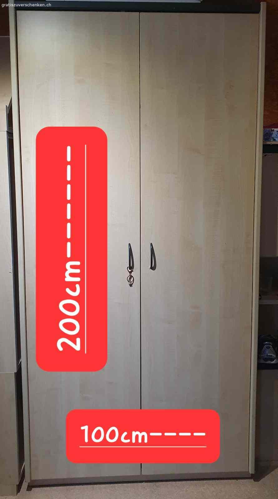 Möbel für Zimmer. Zu verschenken