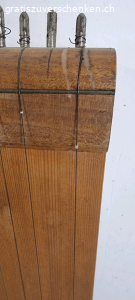 Monochor, Holz