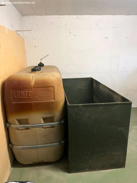 Oeltank mit Wanne