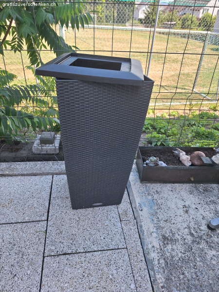 Pflanzkübel Rattan