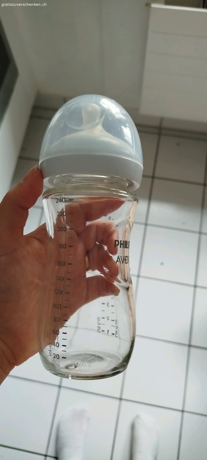 Philips Avene. Gar nicht benutzt, neue Flaschen mit Grössen 0, 1,1,2,2,2,3,3,3,3