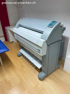 Plotter OCE TDS 400 und Schneidemaschine elektrisch. Plotter OCE TDS 400 für Pläne bis Format A0. Schwarz-Weiss drucken. Masse des Plotters B134 x T85 x H125cm. Es hat eine grössere Anzahl an Papierrollen dabei. Dazu eine Papierschneidemaschine, elektrisch, der Marke MULTITEC.
Plotter und Schneidemaschine funktionieren einwandfrei.
Der Plotter mit den Papierrollen und die Schneidemaschine sind gratis, müssen aber abgeholt werden.