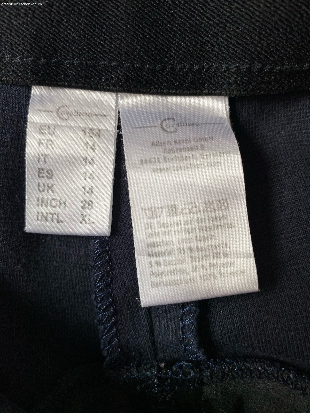 Reithose Grösse 164. Gebraucht aber in einem guten Zustand. Damals im Landi gekauft.
Abholort: Wohlenschwil