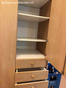 schrank 3 türig mit schubladen, truhe. möbeli. schrank 3 türig mit schubladen, schuhschrank, bürostuhl, antike kommode, truhe, weidenkorb, möbeli
