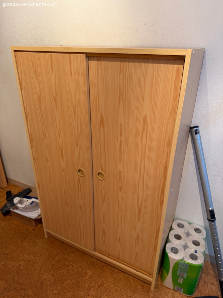 Schrank mit Schiebetüren Holzoptik