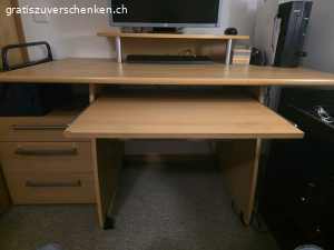 Schreibtisch