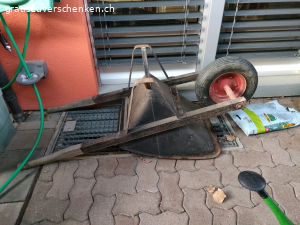 Schubkarre / Karette