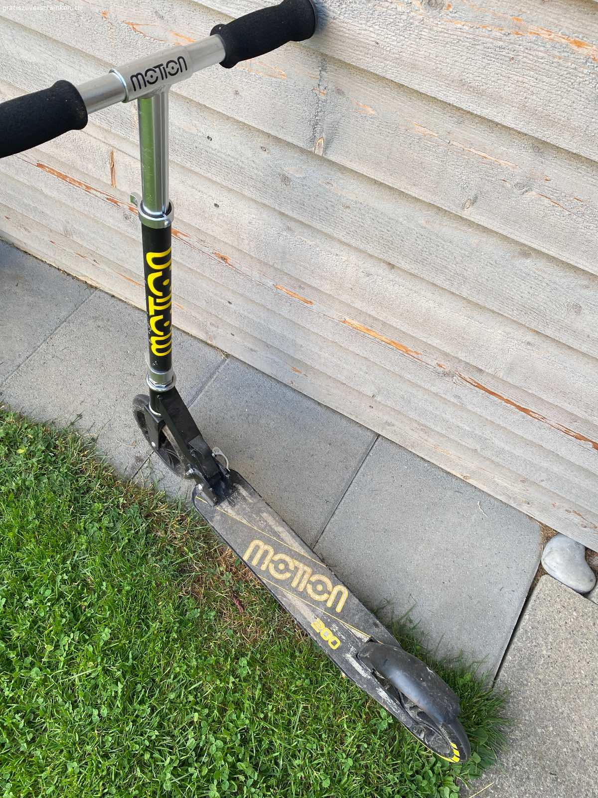 Scooter. Gebrauchter Scooter,  voll funktionsfähig. 
Nur abholen