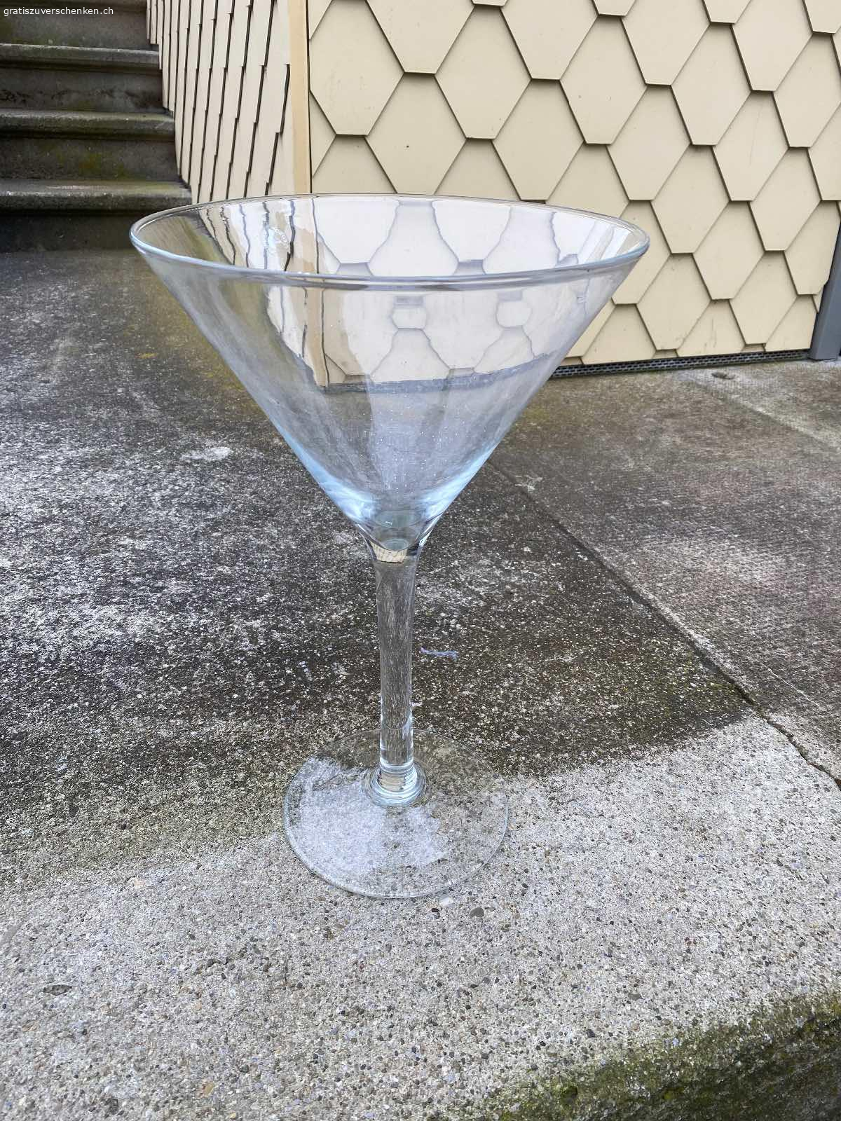 Sektglas. Überdimensionales Sektglas
Bitte per SMS melden!