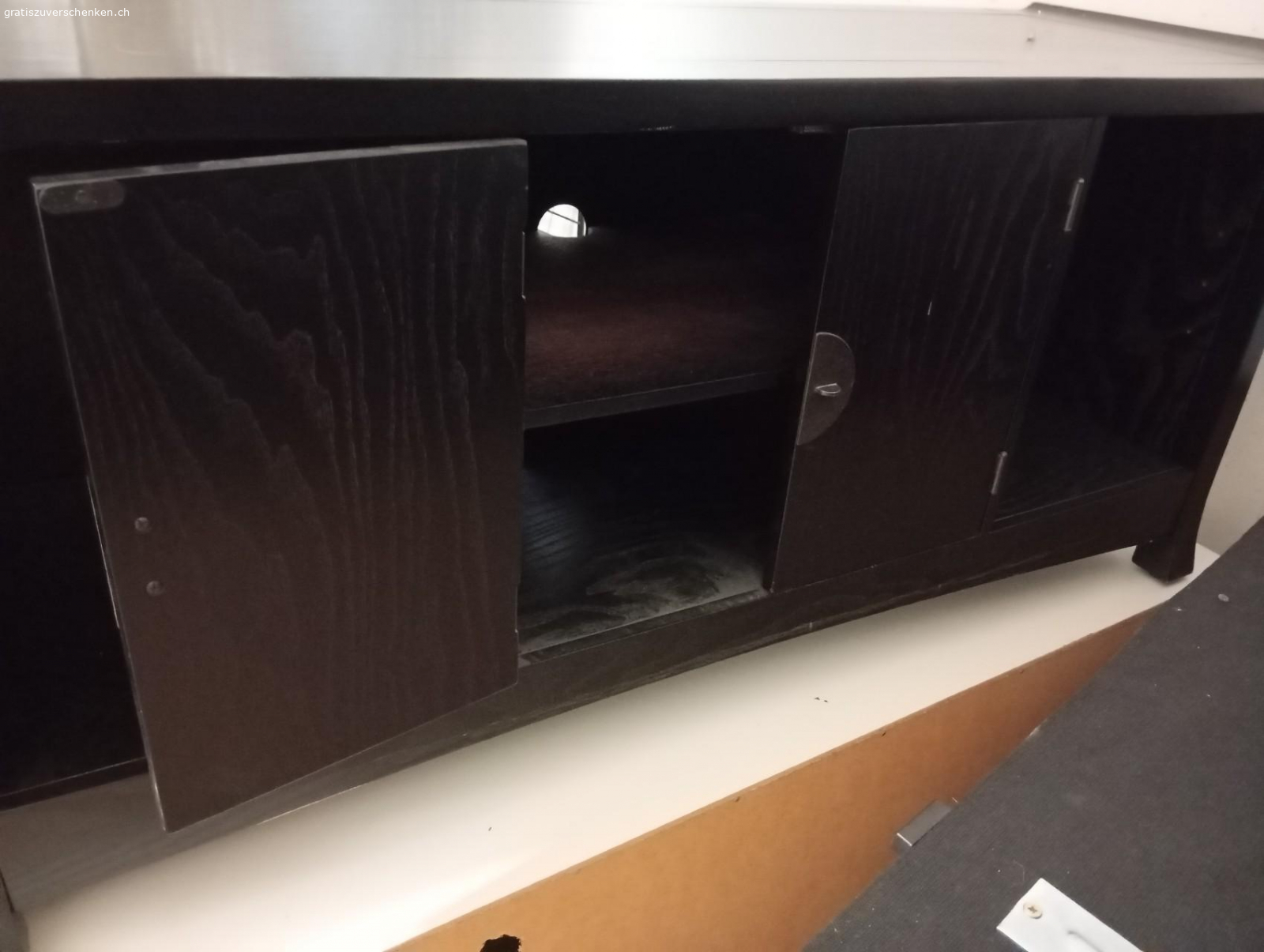 Sidebord  TV Möbel. TV Möbel 2 offene Fächer 1 doppeltüre mit Tablar