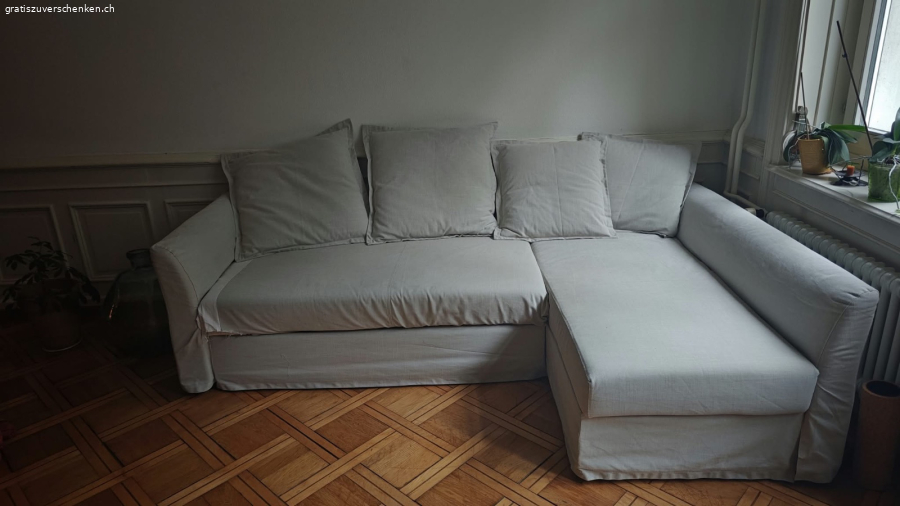 Sofa mit Schlaffunktion zu vergeben – ASAP!