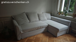 Sofa mit Schlaffunktion zu vergeben – ASAP!
