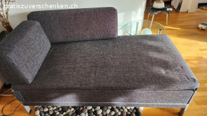 Sofa Tagesbett. fürs Wohnzimmer oder fürs Gästezimmer aus Nichtraucherwohnung