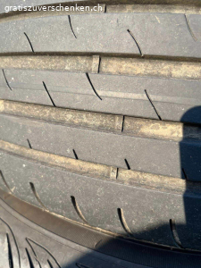 Sommerräder. Noch gute, brauchbare Sommerreifen mit Stahlfelgen, Profil mind. 5mm
205/60R16
Sava
Wegen Fahrzeugwechsel abzugeben.

Kein Versand, nur Abholung