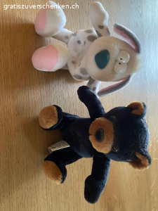 Stofftiere. 2 kleine Stofftiere - Gratis abzugeben

Sollen sie nochmals ein Kind glücklich machen oder als Glücksbringer, Maskottchen dienen ;-)